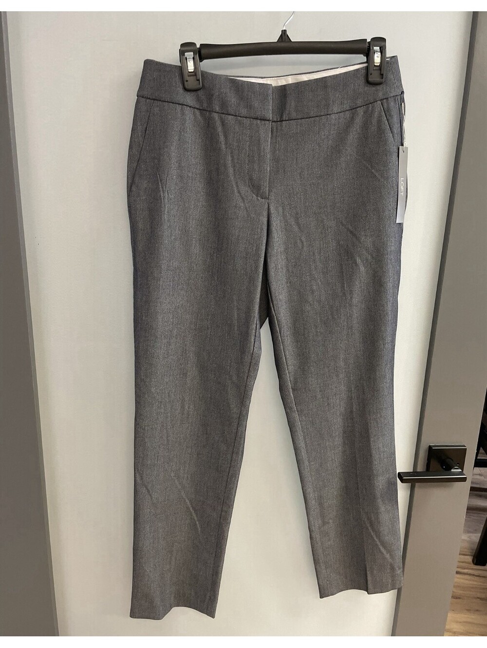 NWT Ann Taylor Loft Julie Black Design Pencil Ankle Dress Pants Size 4